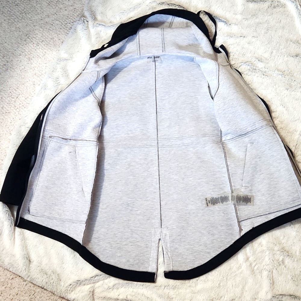 Betsy Johnson Performance Jacket - image 7